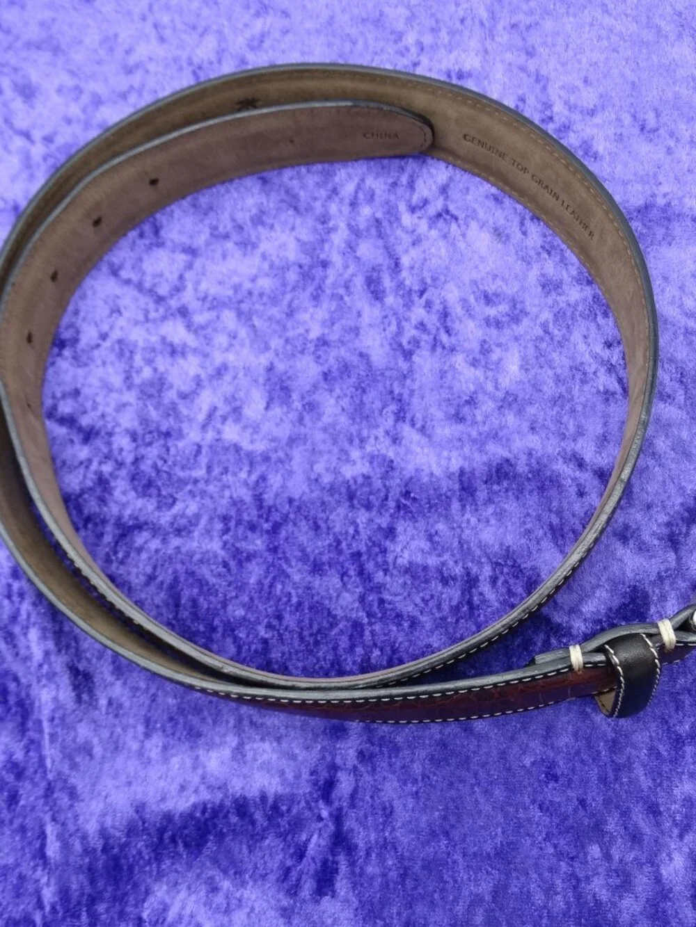 Tommy Bahama Genuine Top Grain Leather Brown Belt Size 38 Alligator Embossed